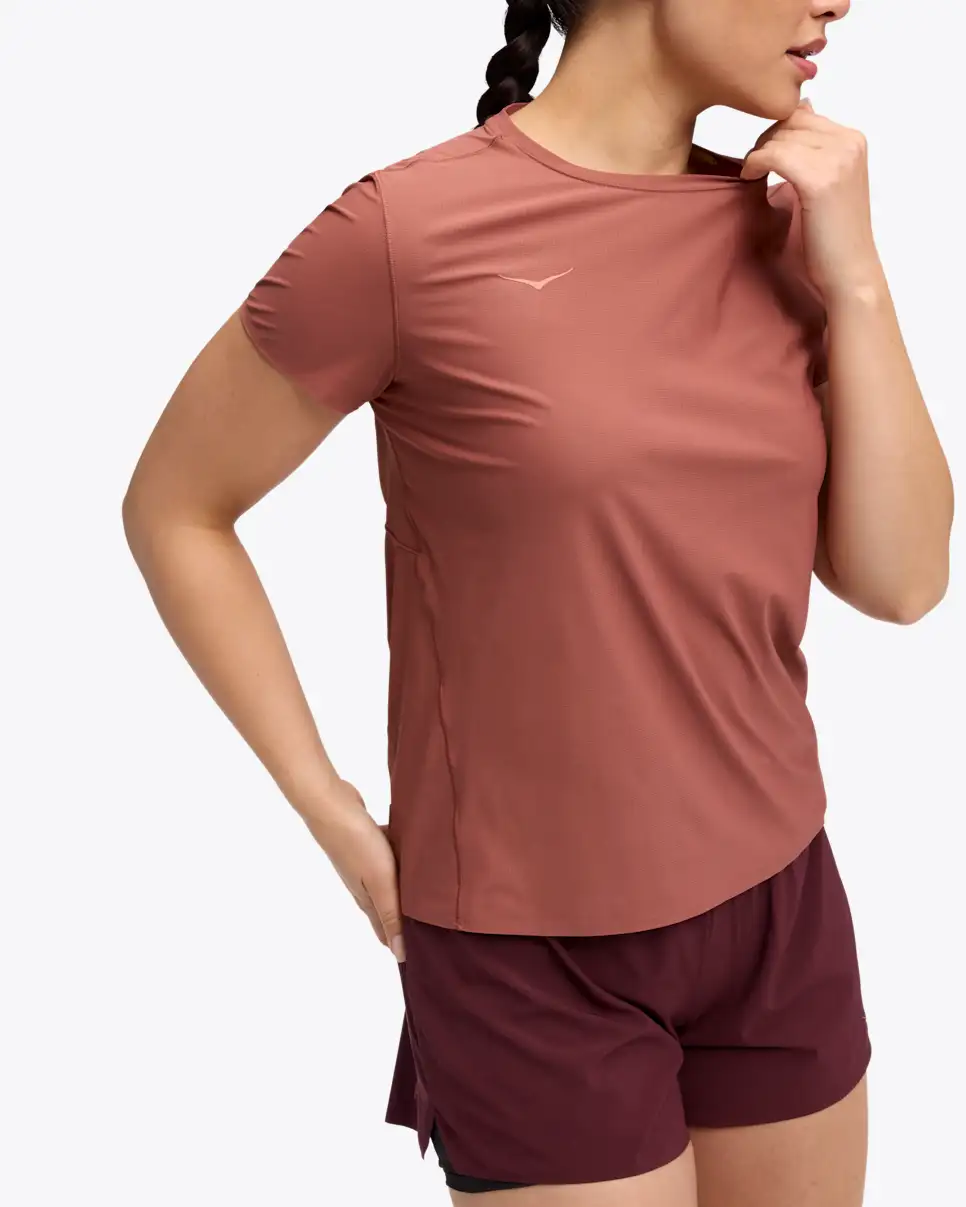 AIROLITE SHORT SLEEVE 2.0 - FEMME | HOKA - Image 15