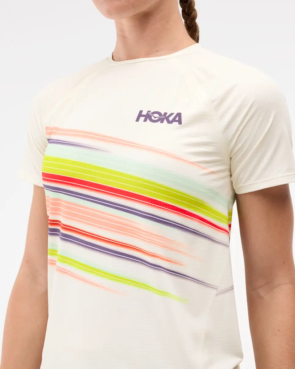 RACE DAY SHORT SLEEVE - FEMME | HOKA - Image 4